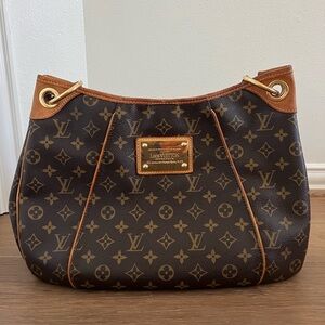 Louis Vuitton Monogram Galleria PM Shoulder Bag